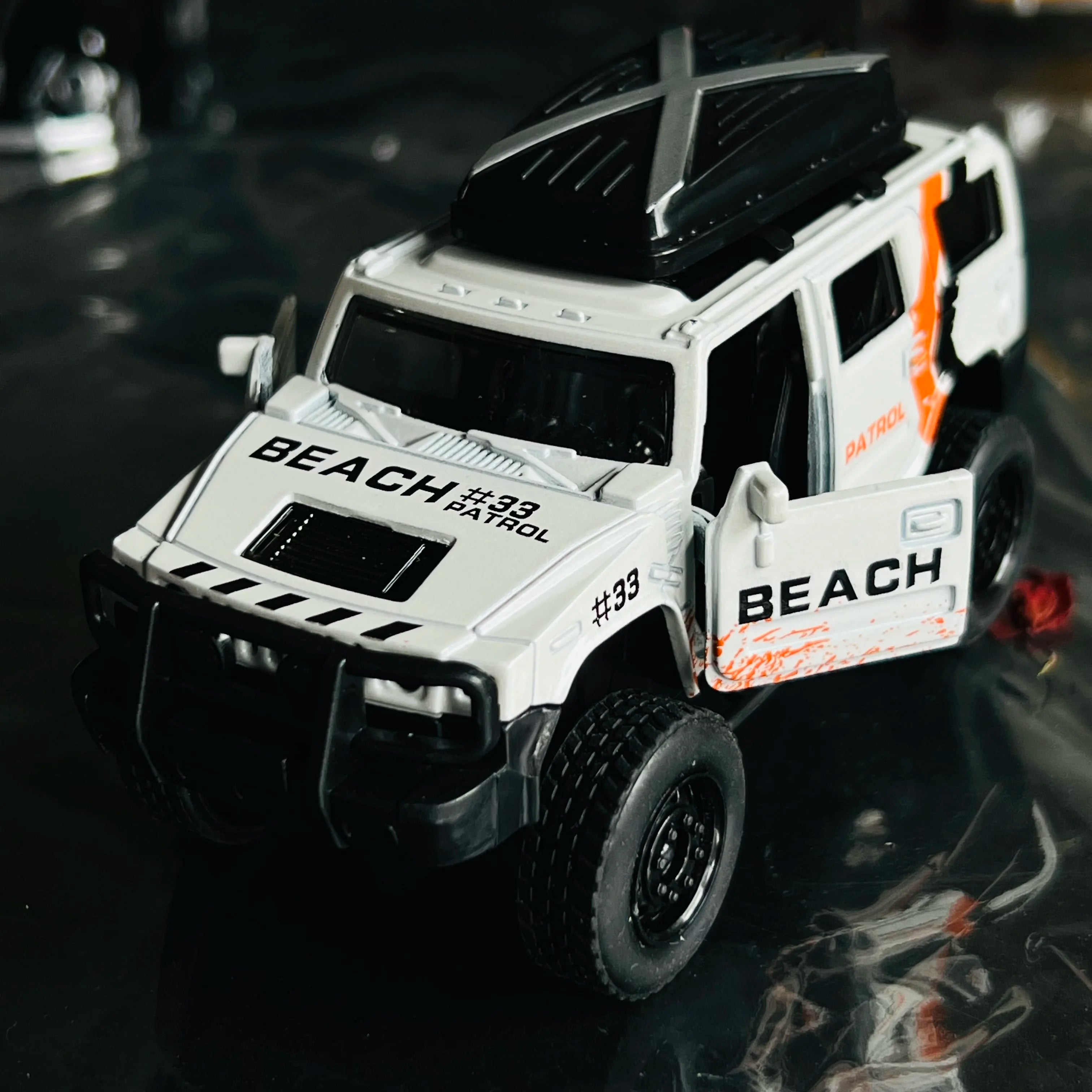 Super handsome gift off-road vehicle alloy car model children's toy door opening car model gift ornament