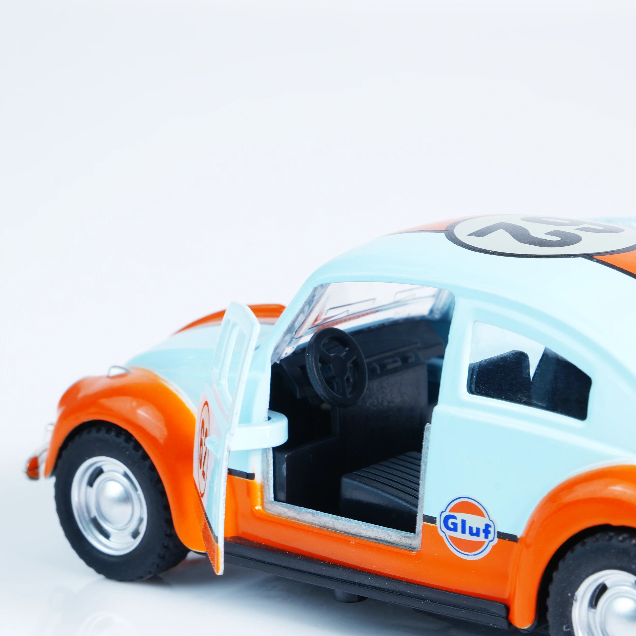 1:36 New Retro Beetle Alloy Die-Cast Classic Model Toy Car, Pull-Back, Openable Doors, Collectible Ornament, Boys' Toy, Christmas Gift, Model Car Ornament