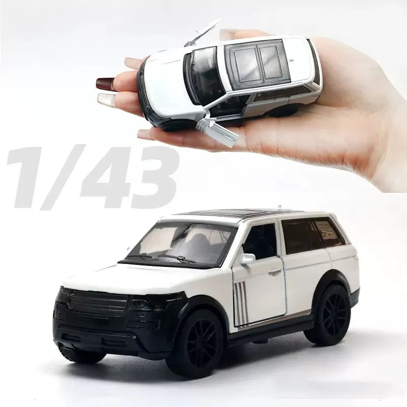 1PCS Off-road vehicle alloy car imitation true multi-style toy alloy 1:36 children's car decoration gift holiday gift