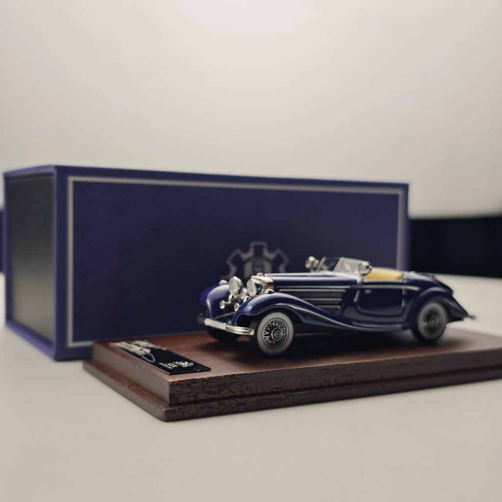 1:64 Alloy Diecast Classic Vintage Car Model | High-Detail Collectible Vehicle | Best Gift for Car Enthusiasts & Collectors