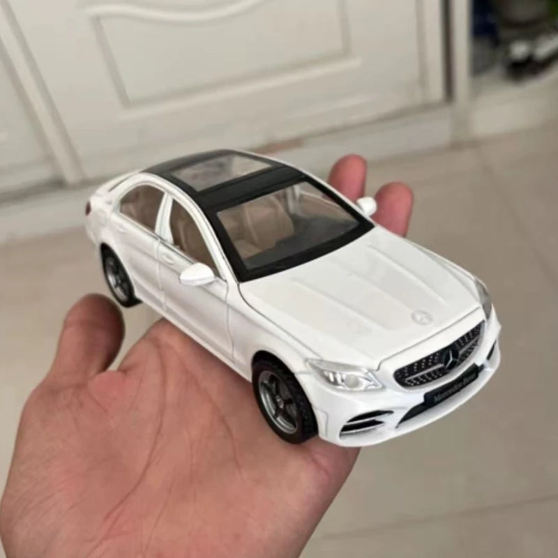 Diecast 1/32 Benz C260L Alloy Car Model Metal Toy Vehicles Miniature Voiture Children Boy Car Toy Birthday Gift  Love toys