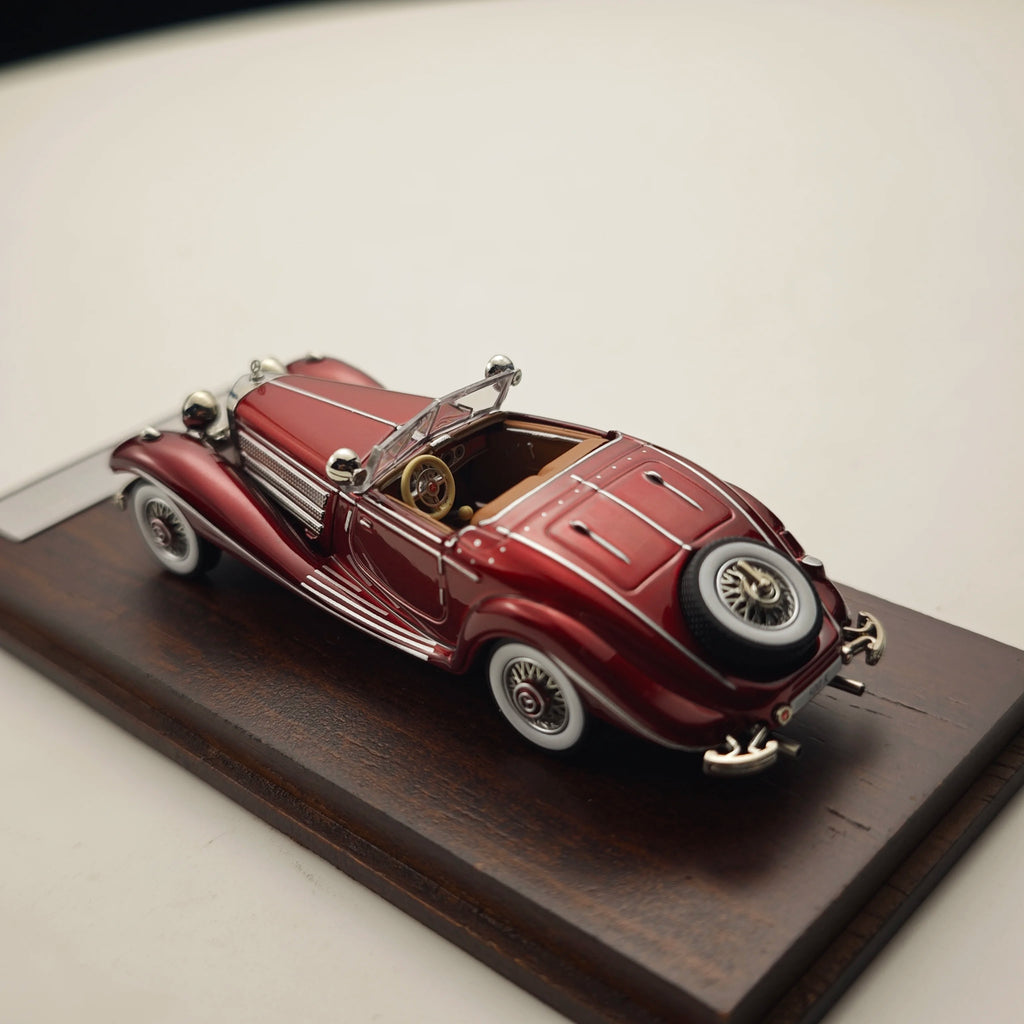 1:64 Alloy Diecast Classic Vintage Car Model | High-Detail Collectible Vehicle | Best Gift for Car Enthusiasts & Collectors