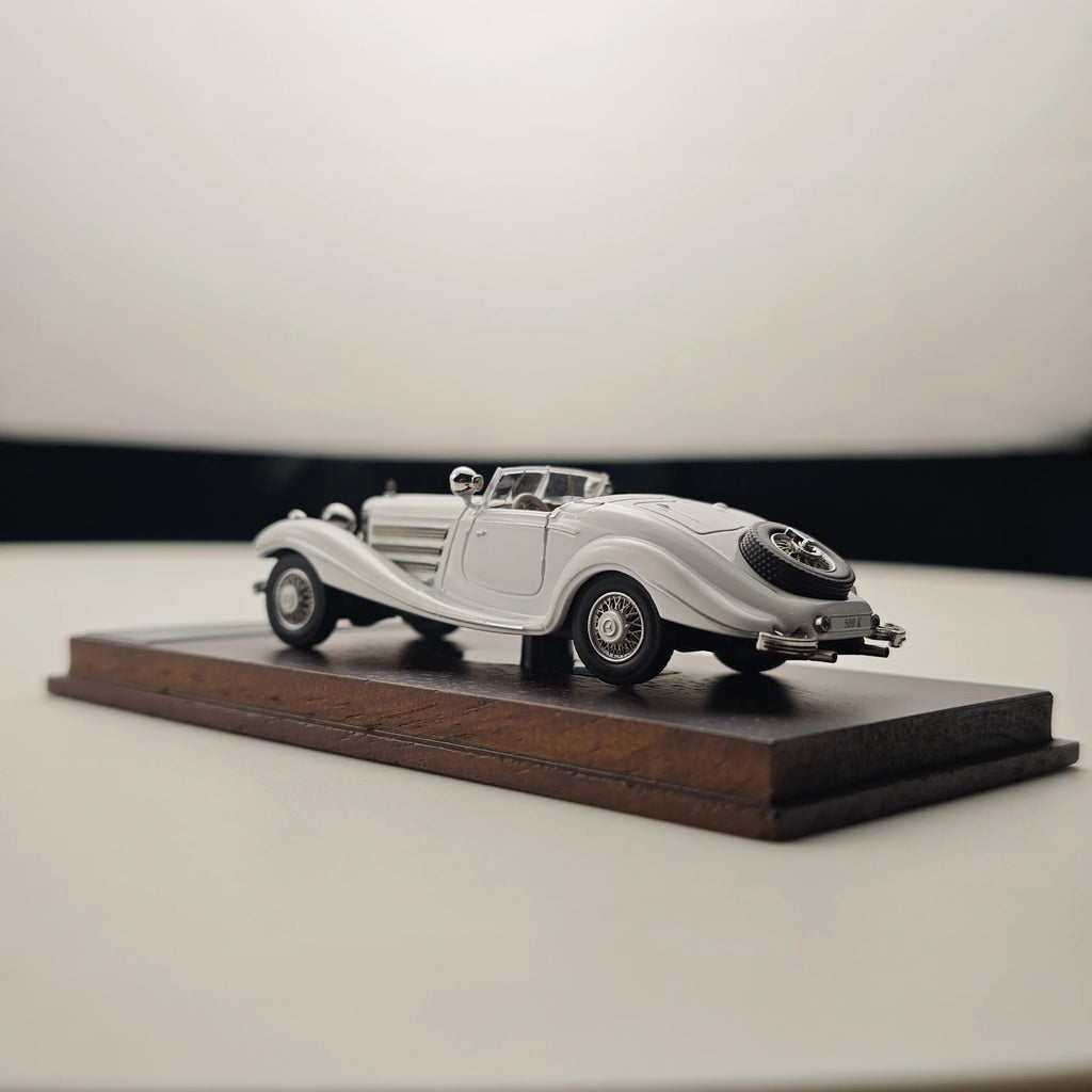 1:64 Alloy Diecast Classic Vintage Car Model | High-Detail Collectible Vehicle | Best Gift for Car Enthusiasts & Collectors