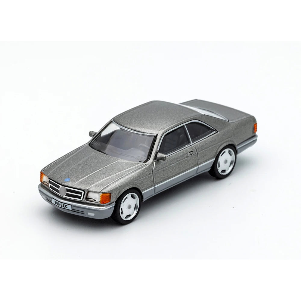 DCT 1/64 500SEC Retro German Coupe Diecast Alloy Vehicle Model with Transparent Display Box Hobby Collectible Toy Gifts