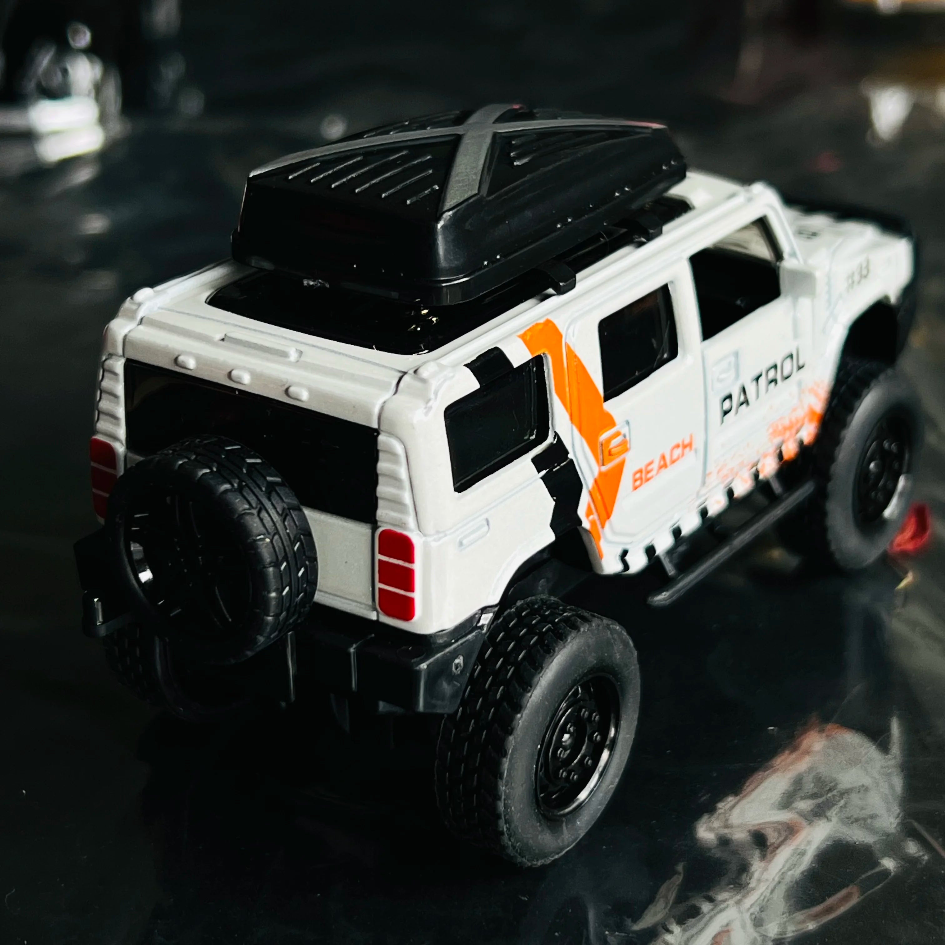 Super handsome gift off-road vehicle alloy car model children's toy door opening car model gift ornament