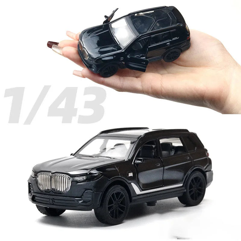 1PCS Off-road vehicle alloy car imitation true multi-style toy alloy 1:36 children's car decoration gift holiday gift